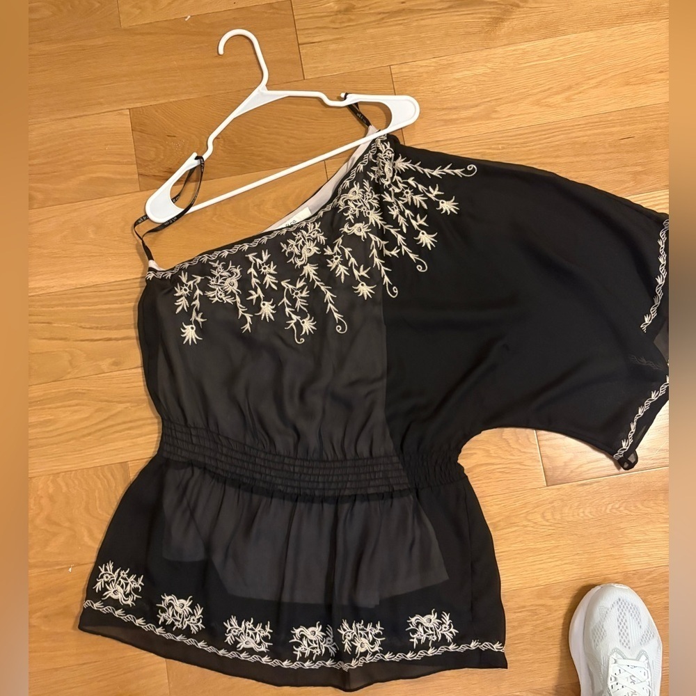 Ark & Co Black and Cream Embroidered one shouldered blouse